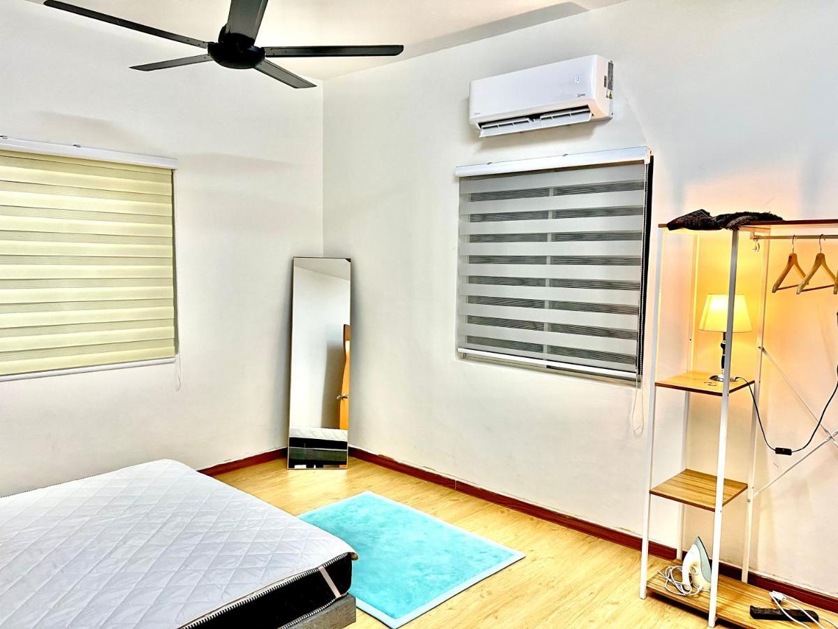 Raees Homestay Kampong Tanjong Minyak Dış mekan fotoğraf