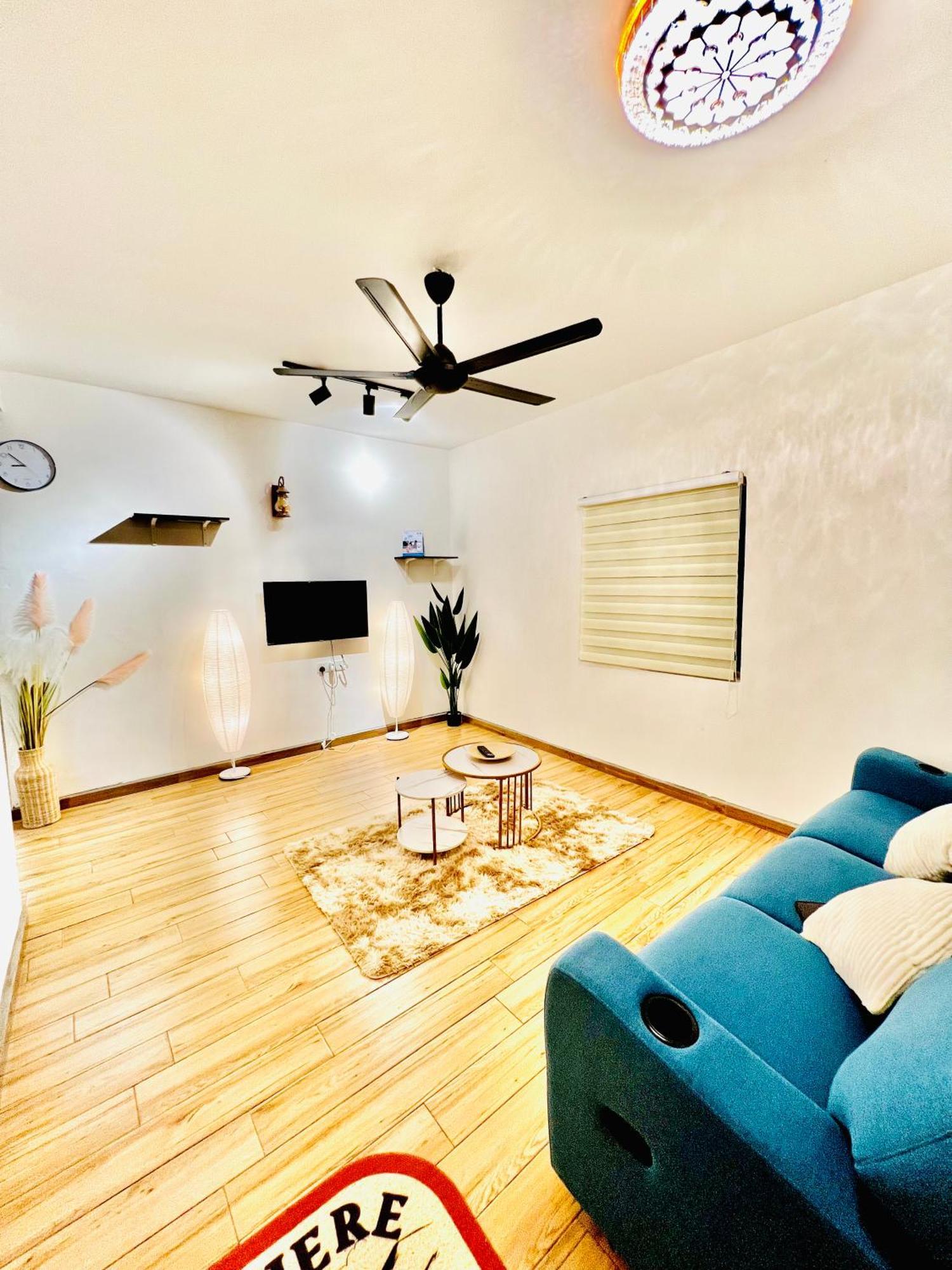 Raees Homestay Kampong Tanjong Minyak Dış mekan fotoğraf